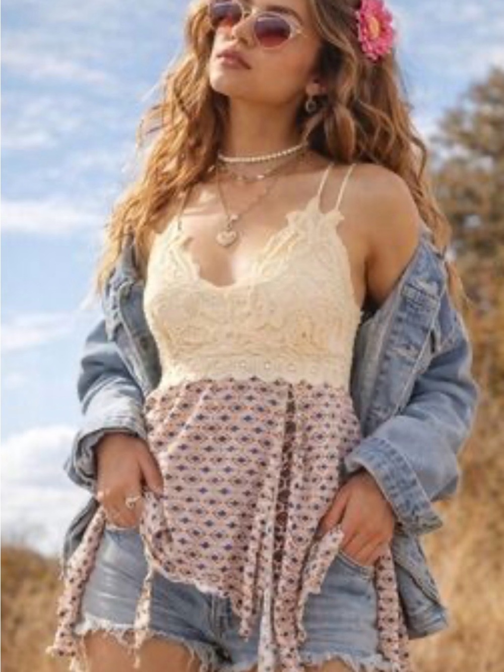 Lace-Trim Spaghetti Strap Baby Doll Top in Cream and Blue
